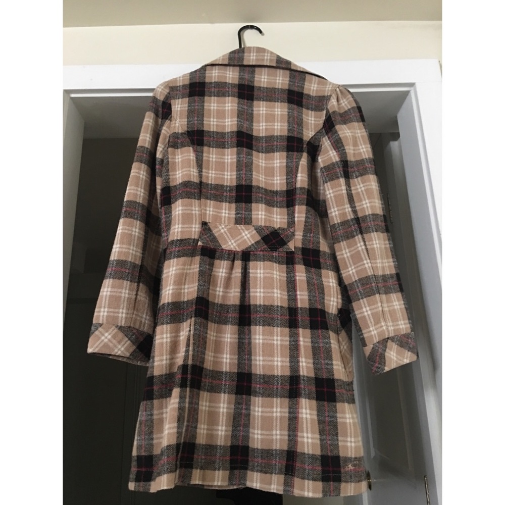 Coat - Picture 2 of 3